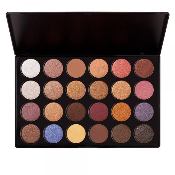 J. Cat Beverly Hills Palette - Picture 3 of 3